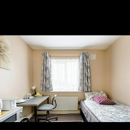 Cosy Double Private Near Dublin Airport Ubytování v soukromí *