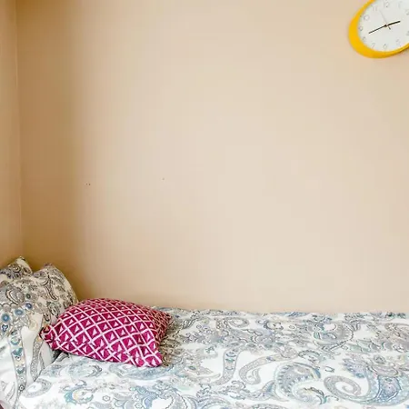 Cosy Single Private Near Dublin Airport 民宿 *