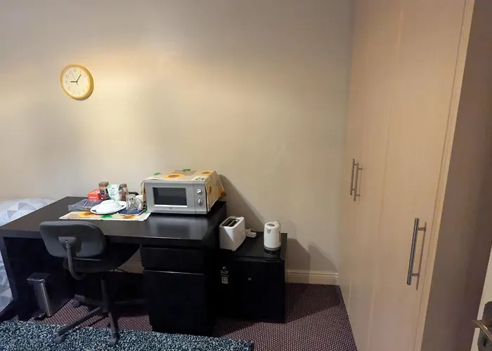 Cosy Double Private Near Dublin Airport